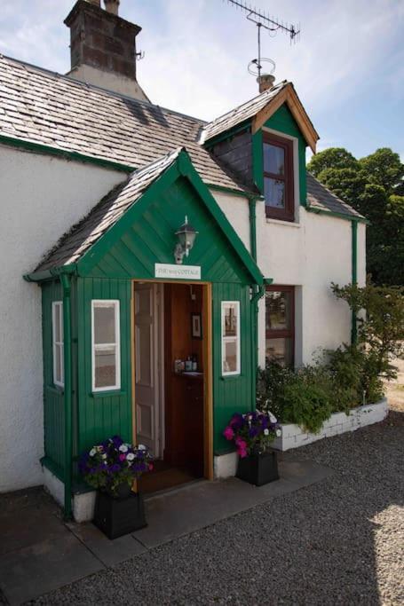 Loch Ness Village Cottage For 2 With Free Parking & Pets Welcome Drumnadrochit Exteriör bild