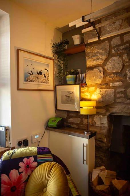 Loch Ness Village Cottage For 2 With Free Parking & Pets Welcome Drumnadrochit Exteriör bild